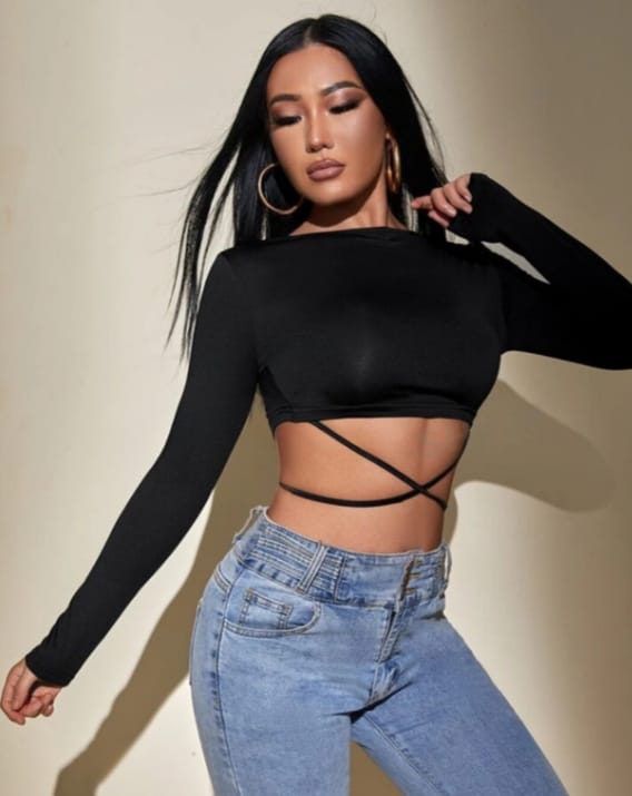 ‘Ella’ criss-cross crop top