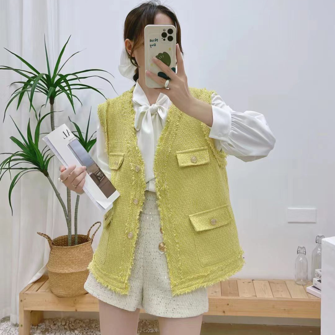 'Audrey' V-Neck tweed vest