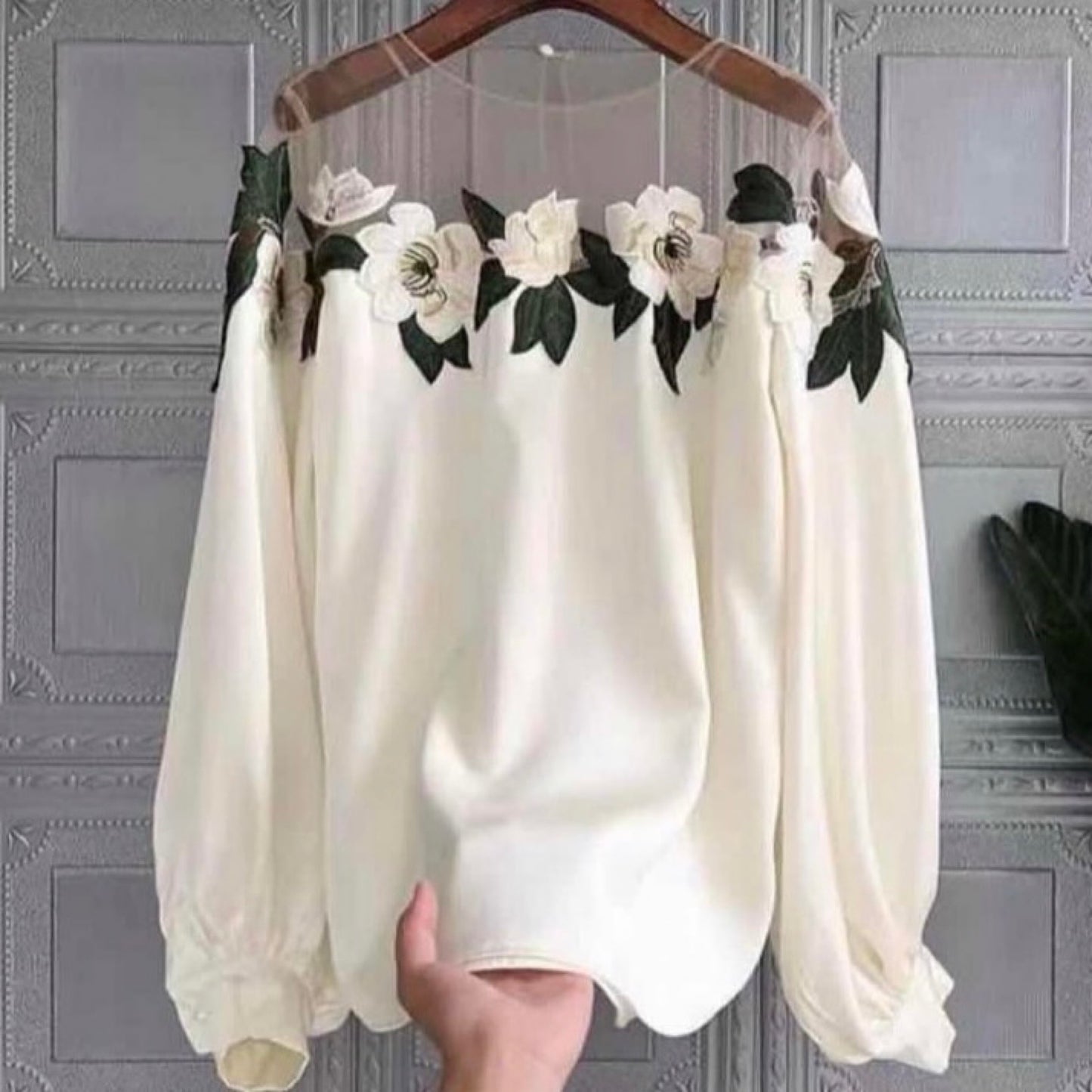 ‘Serena’ floral top.