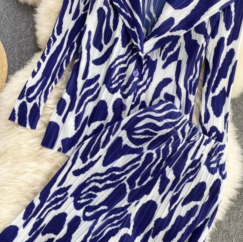 ‘Easy-breezy’ printed, co-ord set. ( 2 piece )