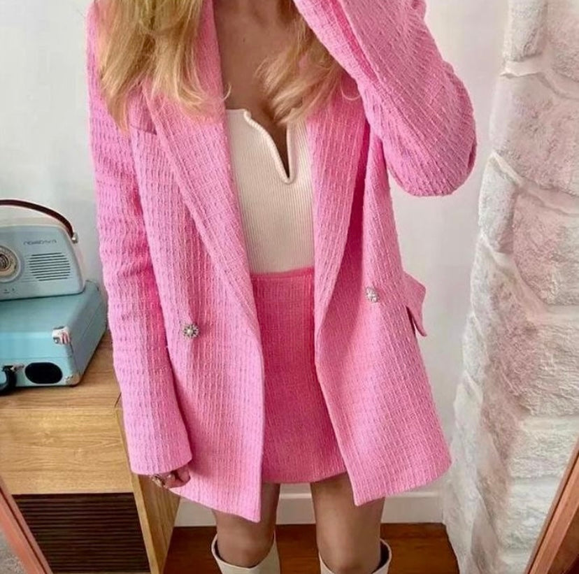 ‘Get it girl’ blazer set ( 2 piece , blazer and skirt )