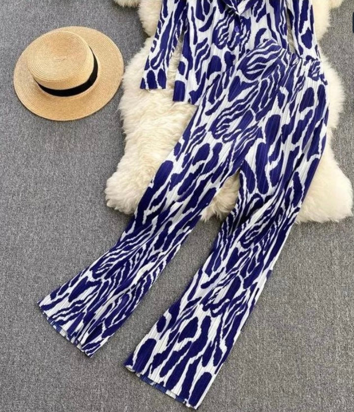 ‘Easy-breezy’ printed, co-ord set. ( 2 piece )